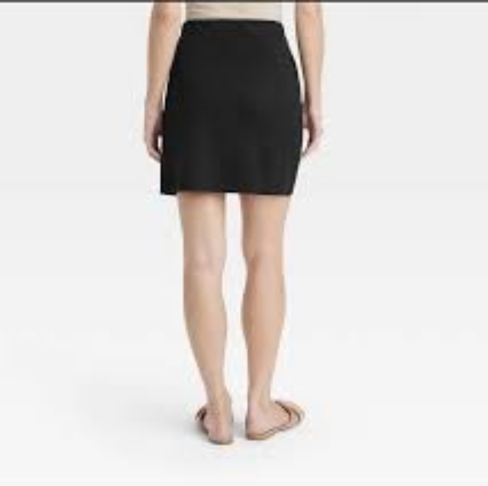 17. Women's Ruched Ponte Mini Skirt - A New Day Black - Picture 4 of 6